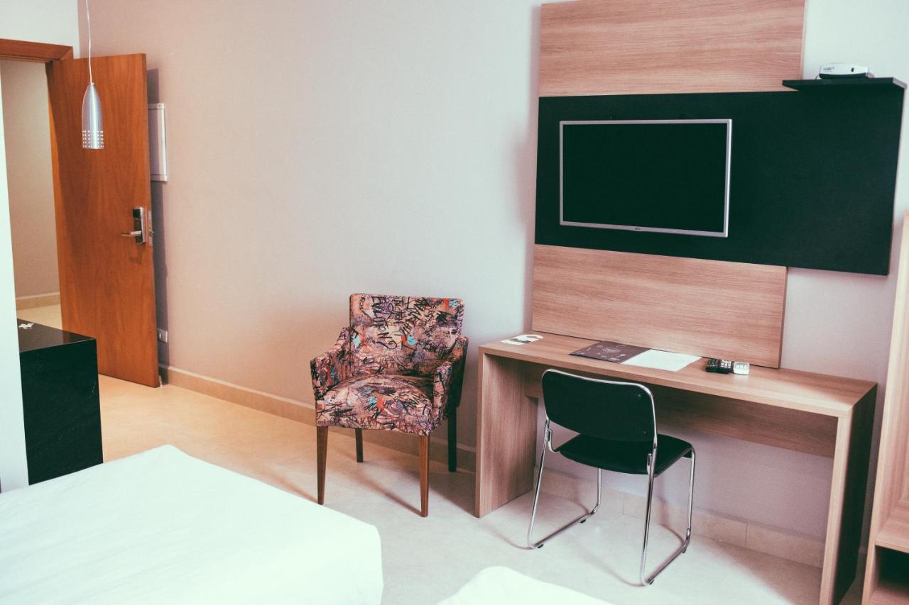 Occitano Apart Hotel بيراسيكابا المظهر الخارجي الصورة